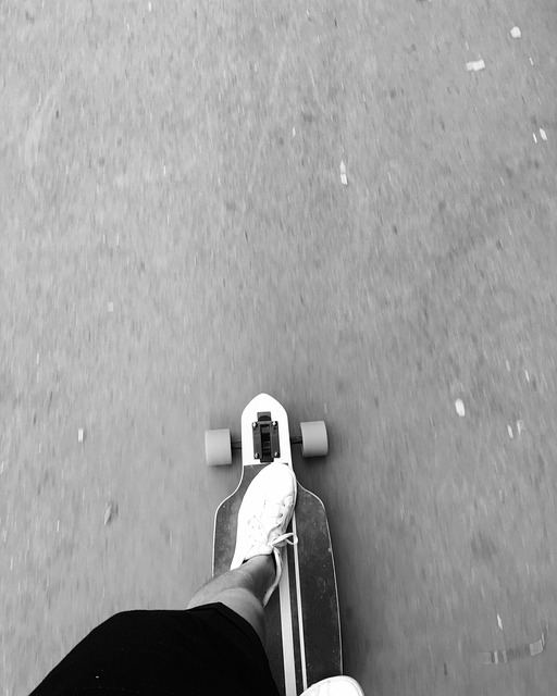 How To Pivot On A Longboard